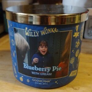 Goose Creek Blueberry Pie Candle with Cream